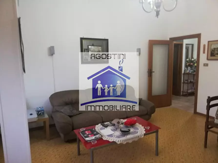 Immagine 6 di Appartamento in vendita  a Ascoli Piceno