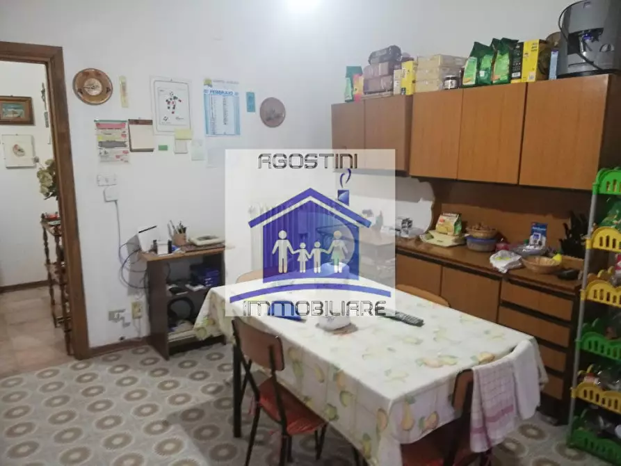 Immagine 9 di Appartamento in vendita  a Ascoli Piceno