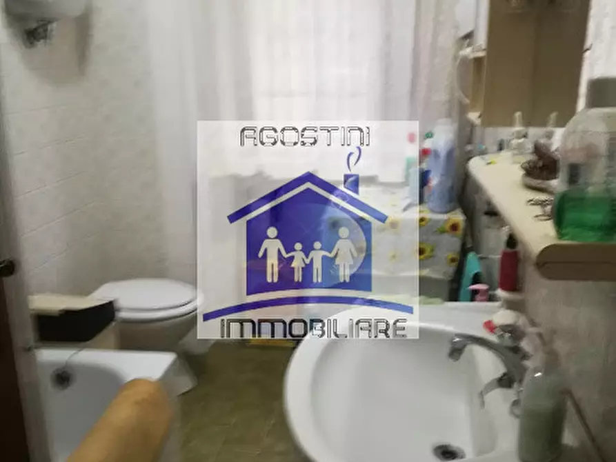 Immagine 19 di Appartamento in vendita  a Ascoli Piceno