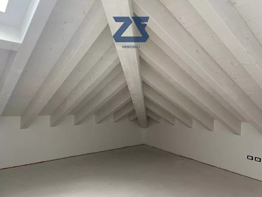 Immagine 10 di Appartamento in vendita  in San Pio x a Castelfranco Veneto