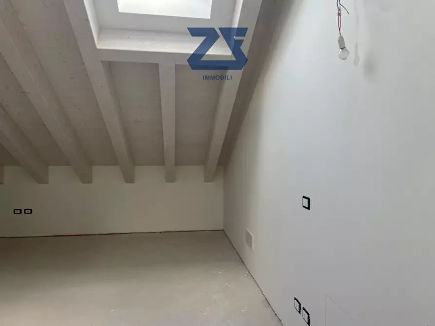 Immagine 11 di Appartamento in vendita  in San Pio x a Castelfranco Veneto