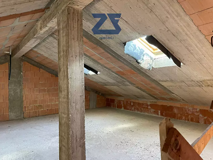 Immagine 9 di Casa bifamiliare in vendita  in via san pio x a Castelfranco Veneto