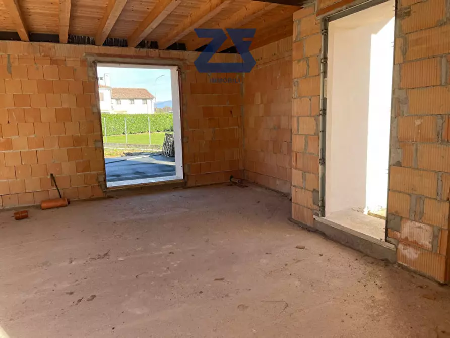 Immagine 9 di Casa bifamiliare in vendita  in via san pio x a Castelfranco Veneto