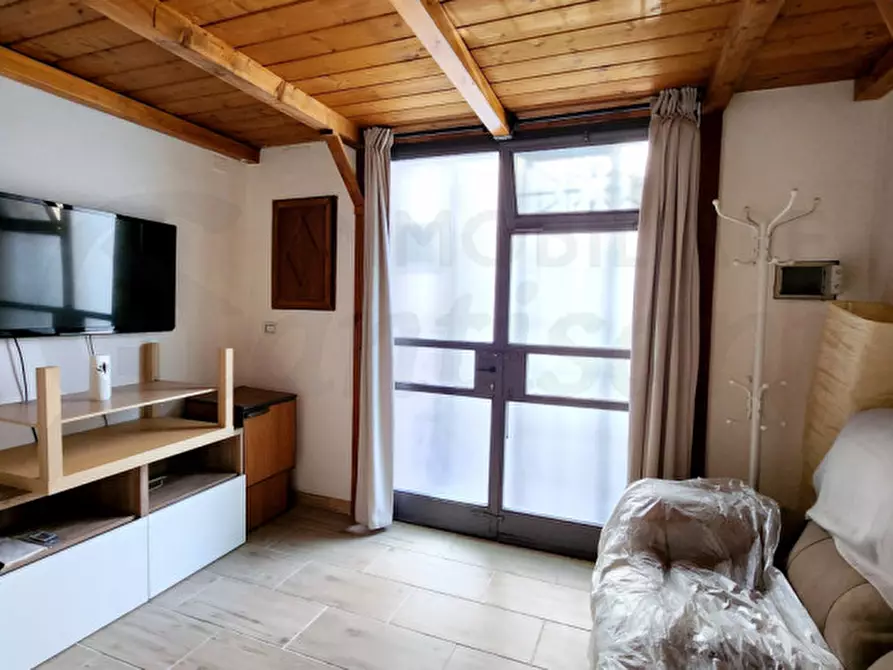 Immagine 20 di Laboratorio in vendita  in via santo stefano in pane a Firenze