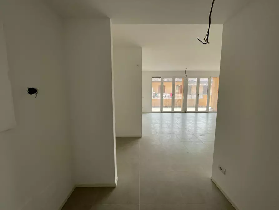 Immagine 4 di Appartamento in vendita  in Via Papa Giovanni XXIII 1 a Stezzano