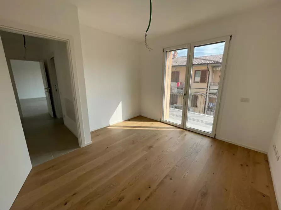 Immagine 11 di Appartamento in vendita  in Via Papa Giovanni XXIII 1 a Stezzano