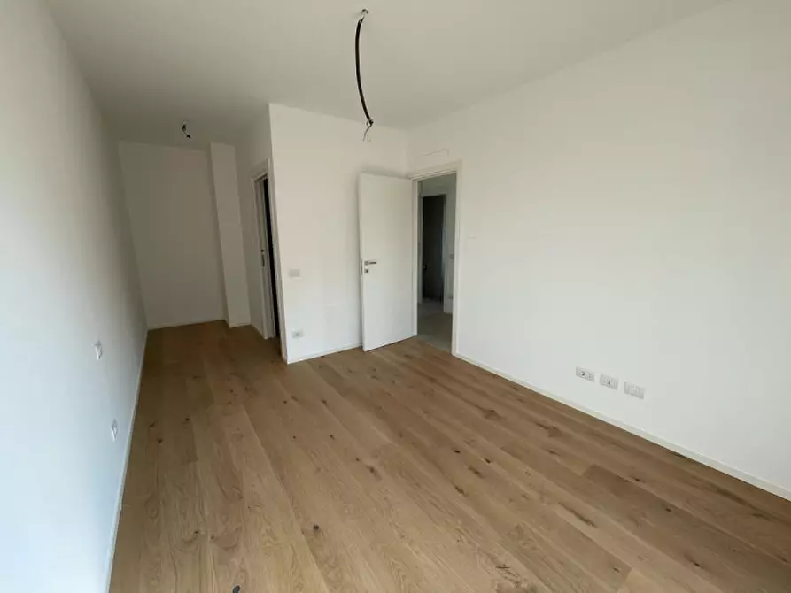 Immagine 12 di Appartamento in vendita  in Via Papa Giovanni XXIII 1 a Stezzano