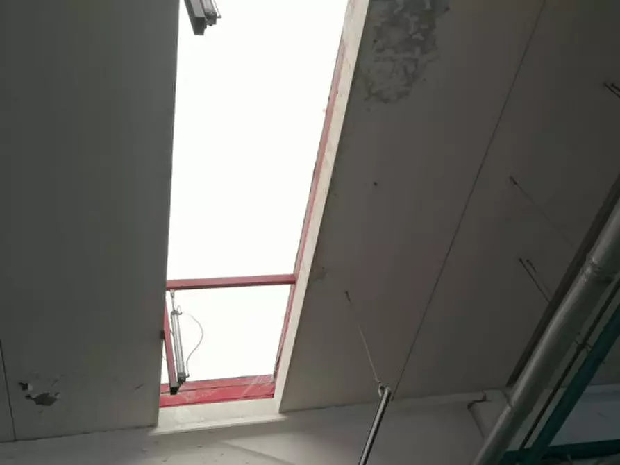Immagine 4 di Capannone industriale in affitto  a Cassola