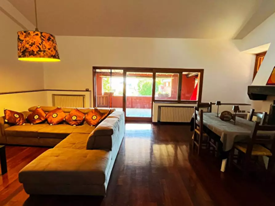 Immagine 5 di Villa in vendita  in via Montegallo a Osimo