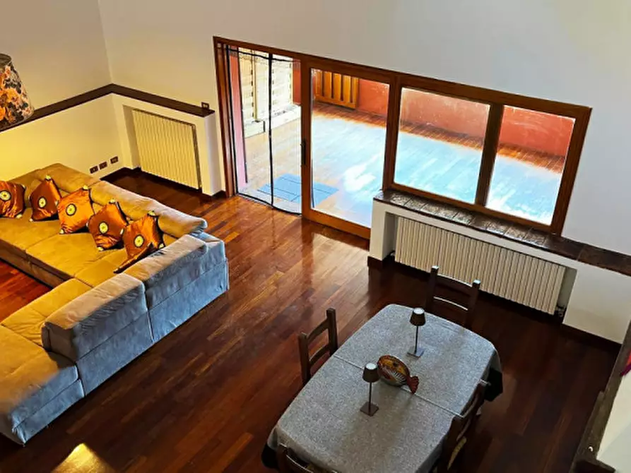 Immagine 7 di Villa in vendita  in via Montegallo a Osimo