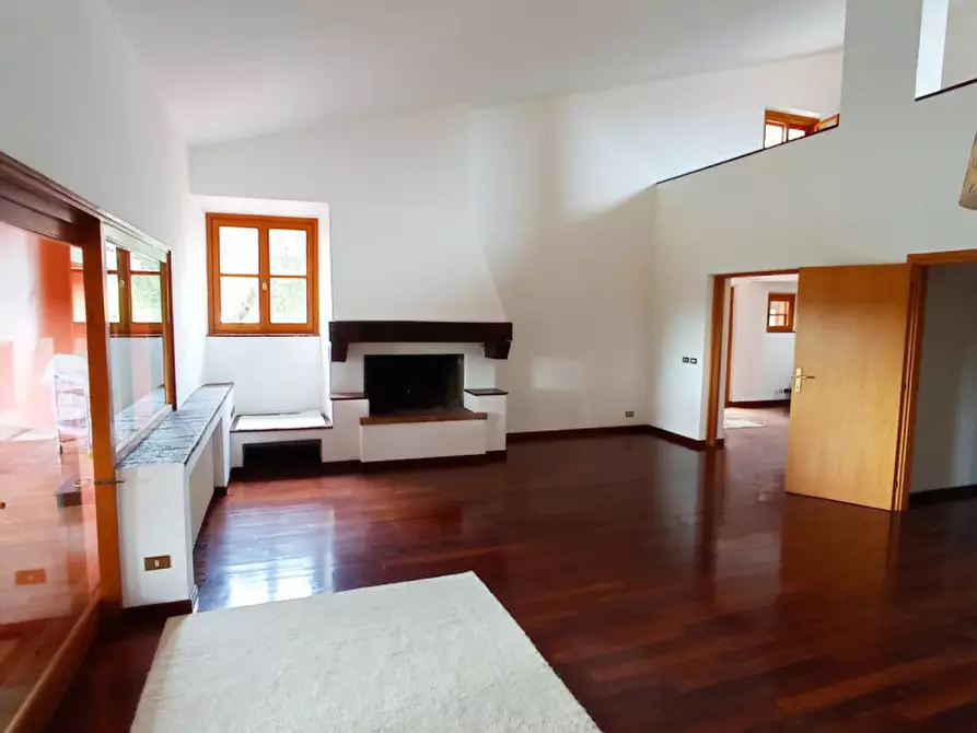 Immagine 10 di Villa in vendita  in via Montegallo a Osimo