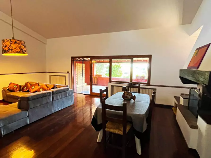 Immagine 12 di Villa in vendita  in via Montegallo a Osimo