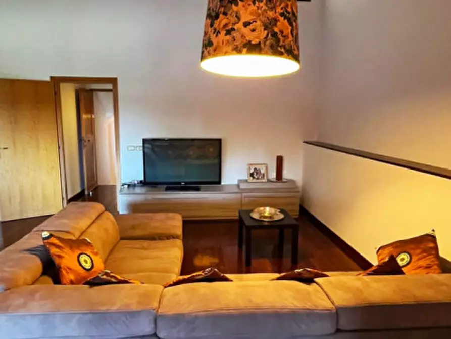 Immagine 17 di Villa in vendita  in via Montegallo a Osimo