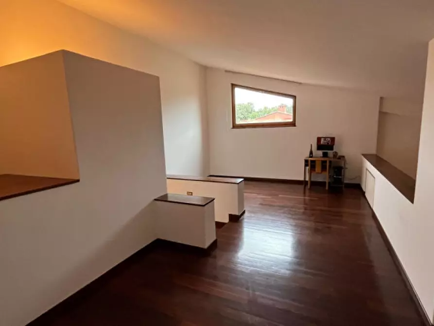 Immagine 33 di Villa in vendita  in via Montegallo a Osimo