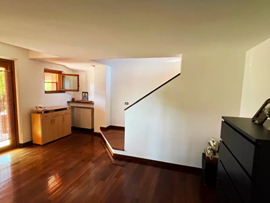 Immagine 51 di Villa in vendita  in via Montegallo a Osimo