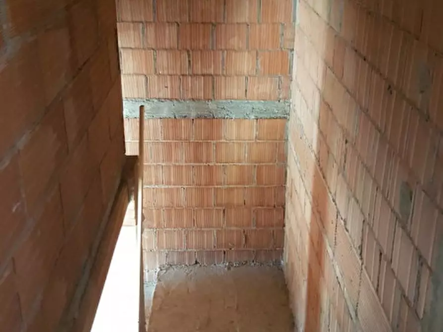 Immagine 9 di Casa bifamiliare in vendita  in deserto a Este