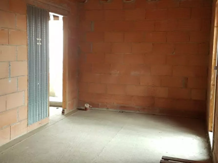 Immagine 13 di Casa bifamiliare in vendita  in deserto a Este