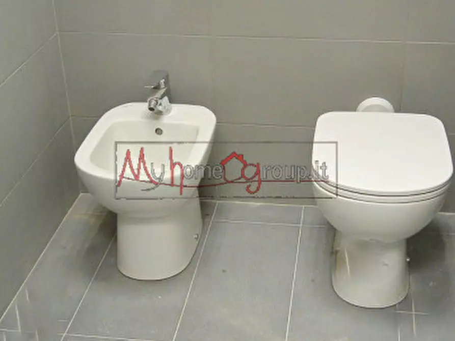 Immagine 6 di Ufficio in affitto  in Via Marconi a Ponte San Nicolò