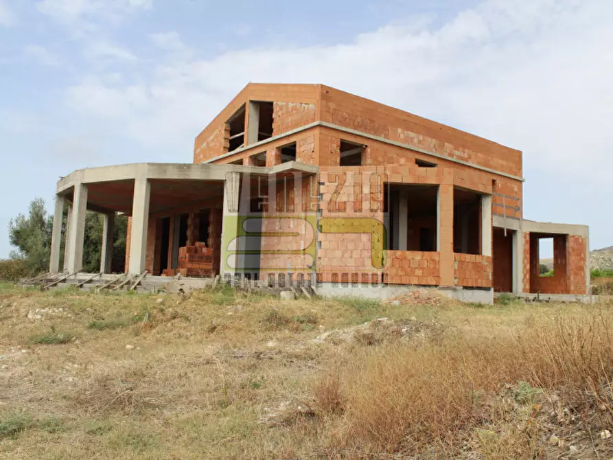 Immagine 2 di Villa in vendita  in c/da Sanchitello a Avola