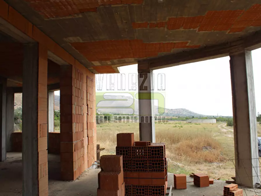 Immagine 5 di Villa in vendita  in c/da Sanchitello a Avola