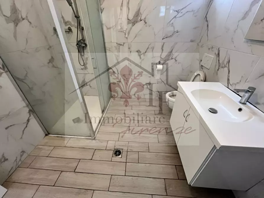 Immagine 4 di Appartamento in vendita  in Via Francesco Baracca a Firenze