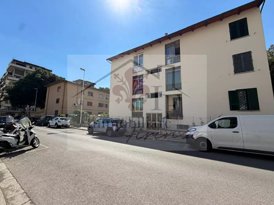 Immagine 24 di Appartamento in vendita  in Via Montegrappa a Firenze