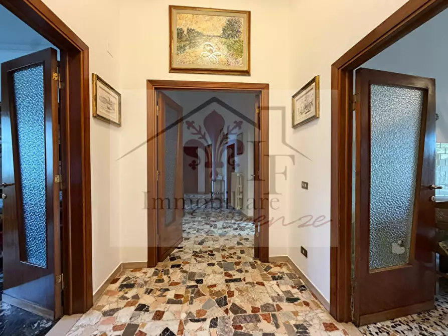 Immagine 2 di Appartamento in vendita  in Via Fratelli Stuparich a Firenze