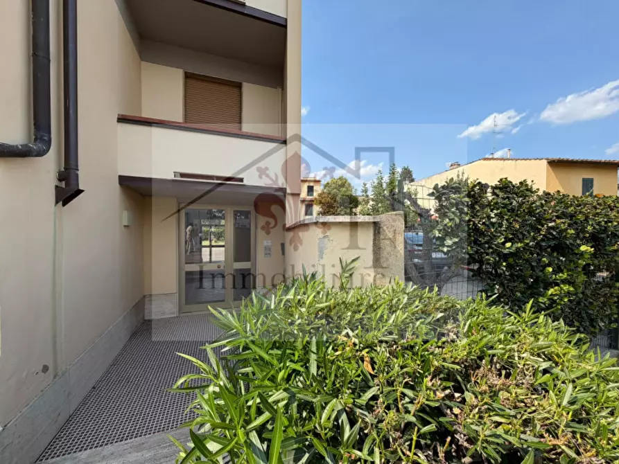 Immagine 23 di Appartamento in vendita  in Via dei Vespucci a Firenze