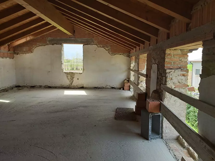 Immagine 8 di Casa bifamiliare in vendita  in sandrigo centro a Sandrigo