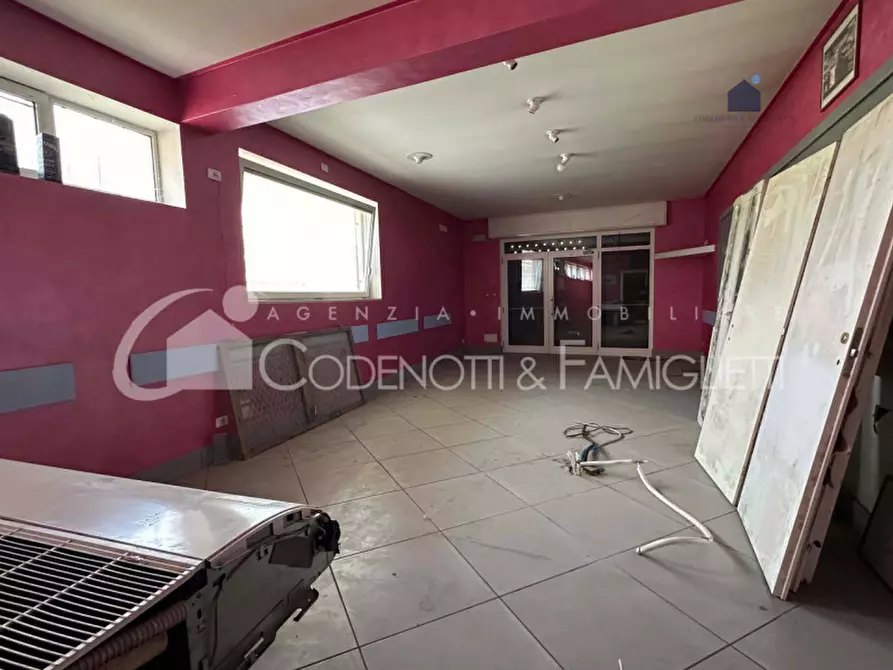 Immagine 4 di Negozio in vendita  in via pontenove a Bedizzole