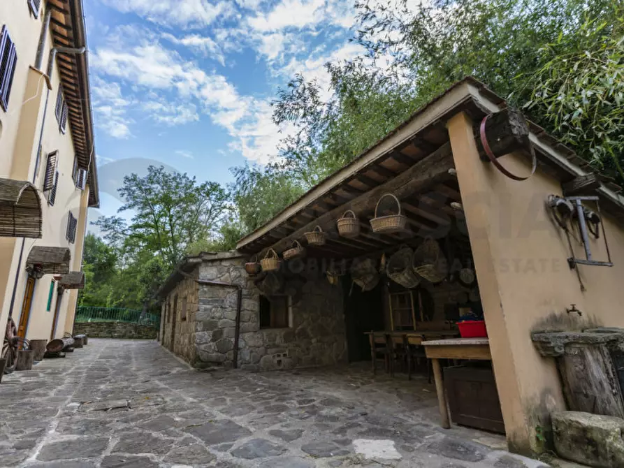 Immagine 5 di Rustico / casale in vendita  in VIA ARETINA a Pelago