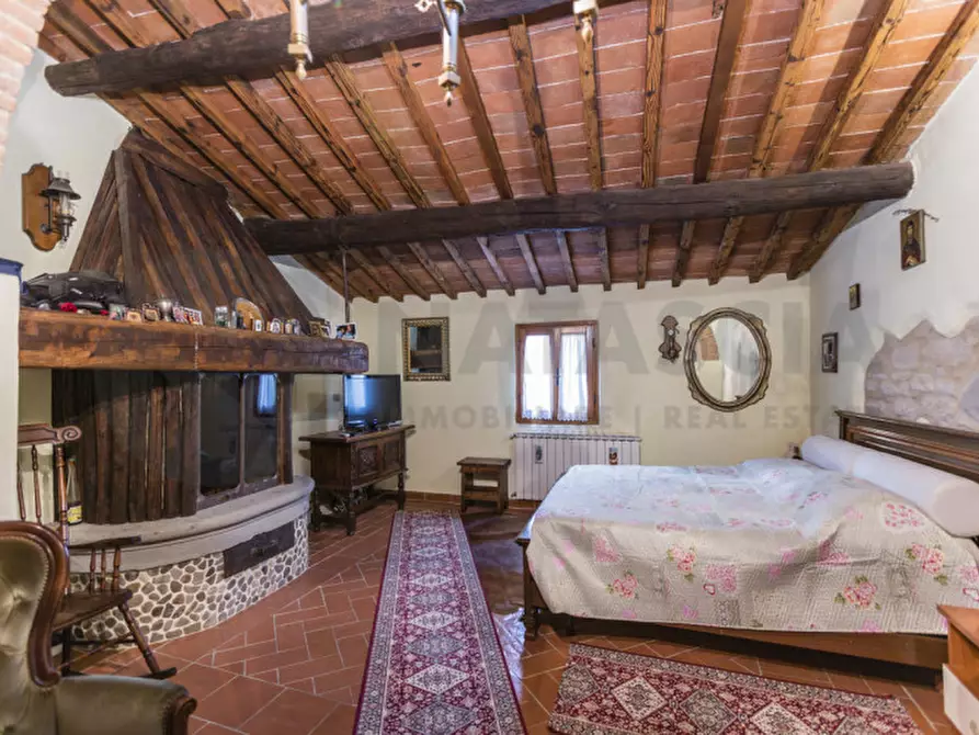 Immagine 33 di Rustico / casale in vendita  in VIA ARETINA a Pelago