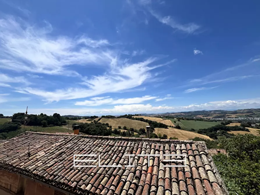 Immagine 1 di Appartamento in vendita  in FRAZ.NE VARANO a Ancona