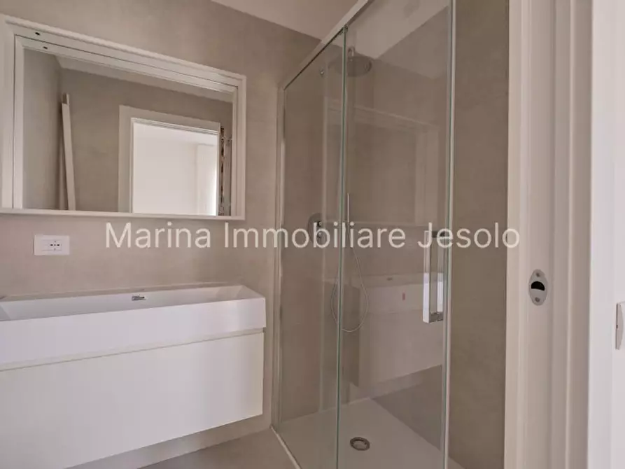 Immagine 10 di Appartamento in vendita  in VIA AQUILEIA a Jesolo