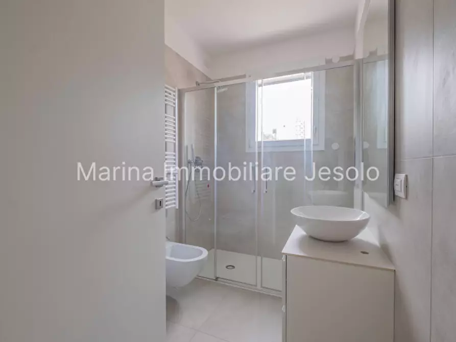 Immagine 13 di Appartamento in vendita  in VIA AQUILEIA a Jesolo