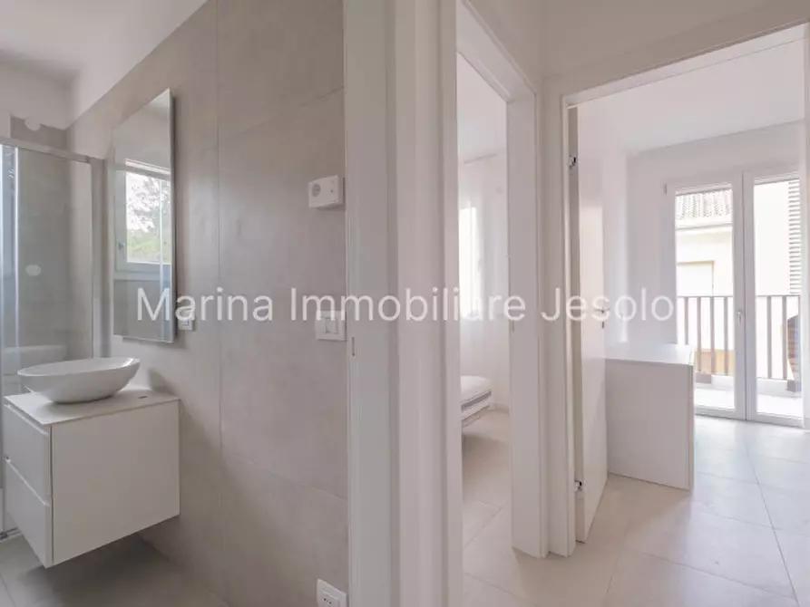 Immagine 15 di Appartamento in vendita  in VIA AQUILEIA a Jesolo