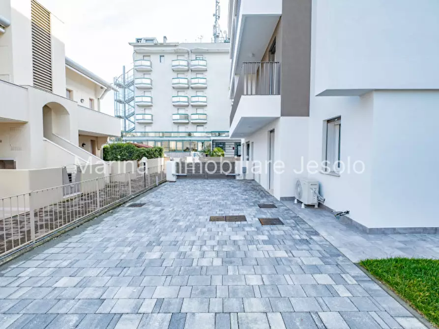 Immagine 23 di Appartamento in vendita  in VIA AQUILEIA a Jesolo