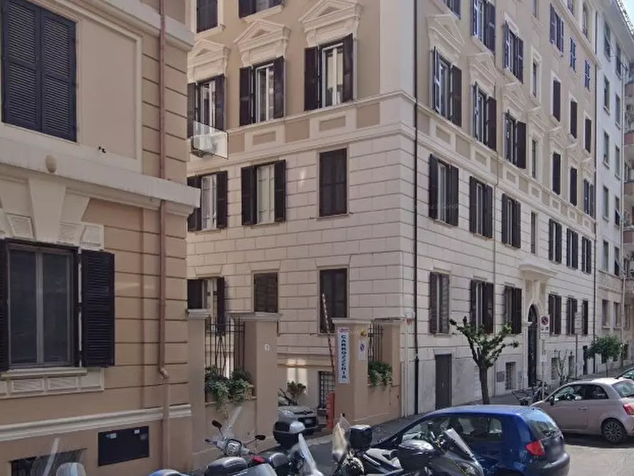 Immagine 3 di Garage in vendita  in Via Riccardo Grazioli Lante a Roma