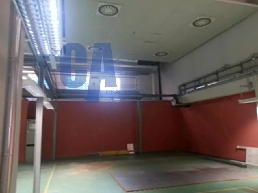 Immagine 6 di Laboratorio in affitto  in VIA CAMPANIA a Monza