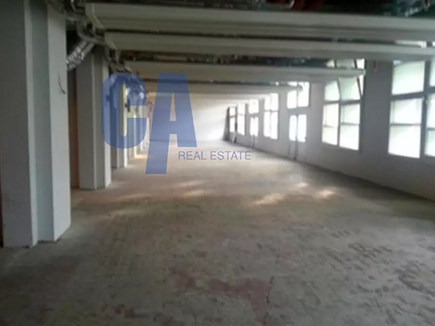 Immagine 12 di Laboratorio in affitto  in VIA CAMPANIA a Monza