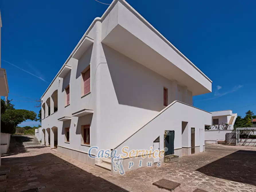 Immagine 5 di Hotel in vendita  in Via Amalfi a Taviano