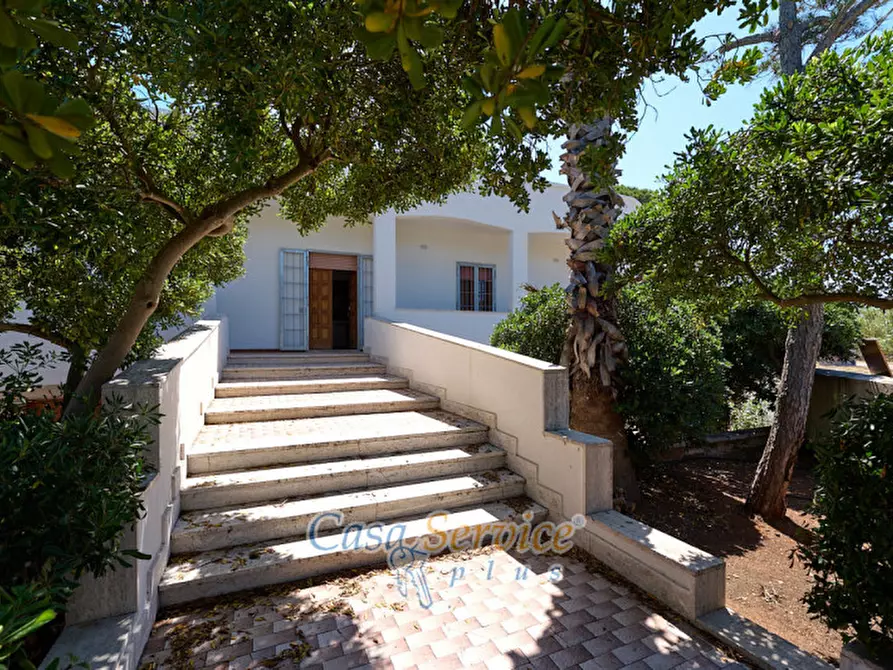 Immagine 9 di Hotel in vendita  in Via Amalfi a Taviano