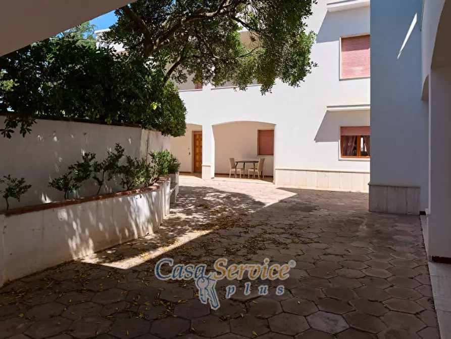 Immagine 23 di Hotel in vendita  in Via Amalfi a Taviano