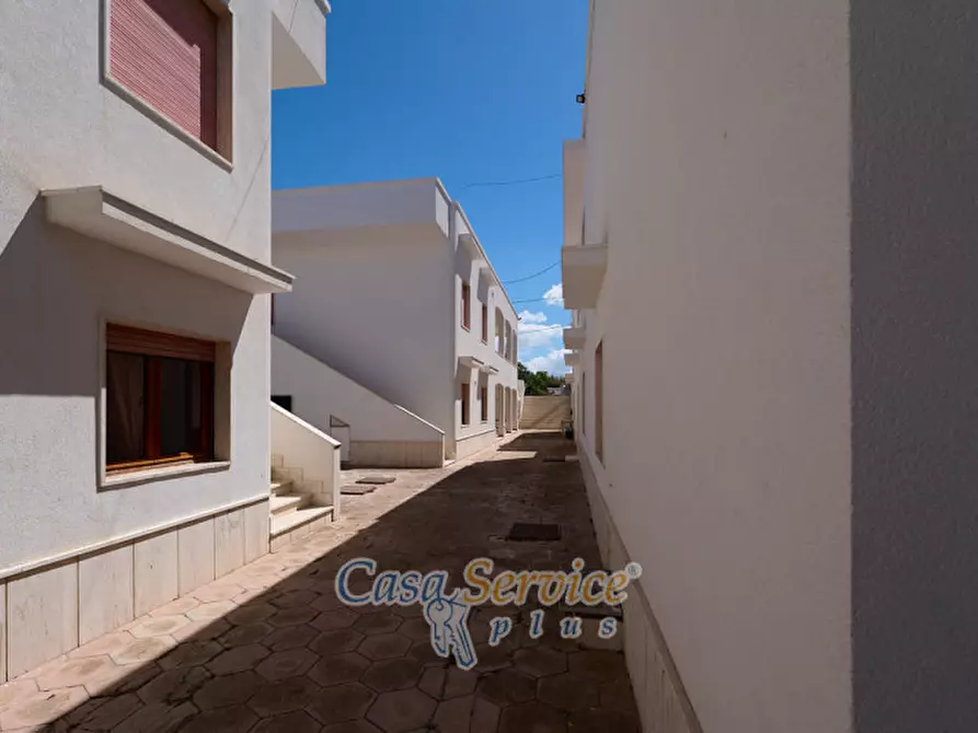 Immagine 25 di Hotel in vendita  in Via Amalfi a Taviano