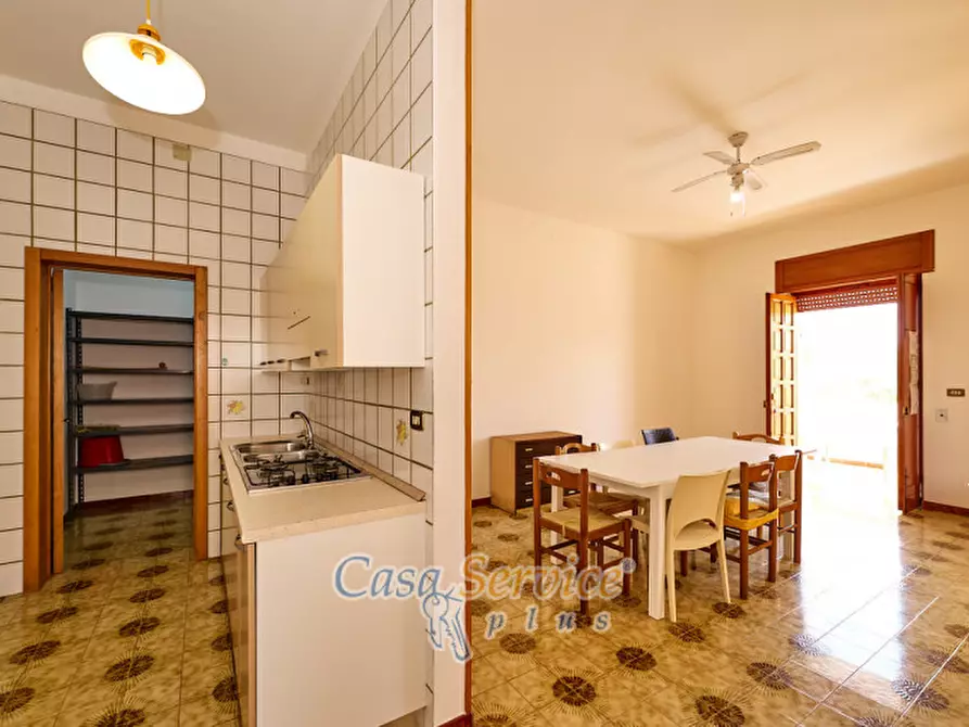 Immagine 42 di Hotel in vendita  in Via Amalfi a Taviano