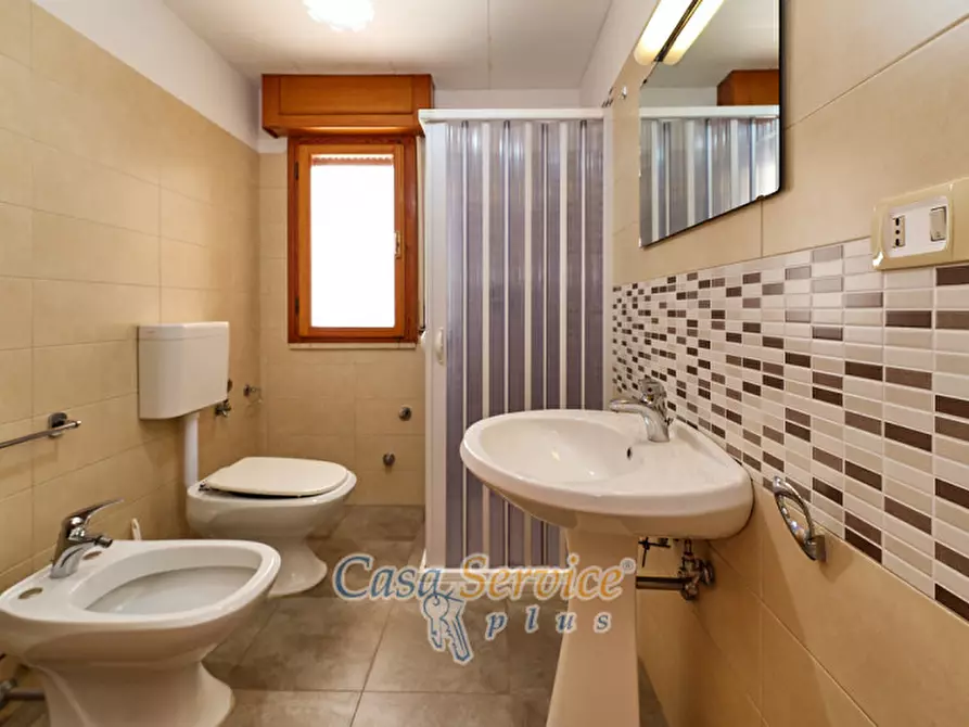 Immagine 78 di Hotel in vendita  in Via Amalfi a Taviano