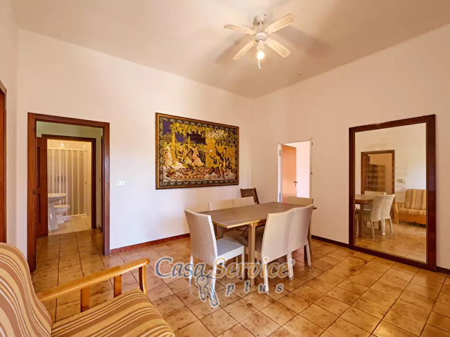 Immagine 101 di Hotel in vendita  in Via Amalfi a Taviano