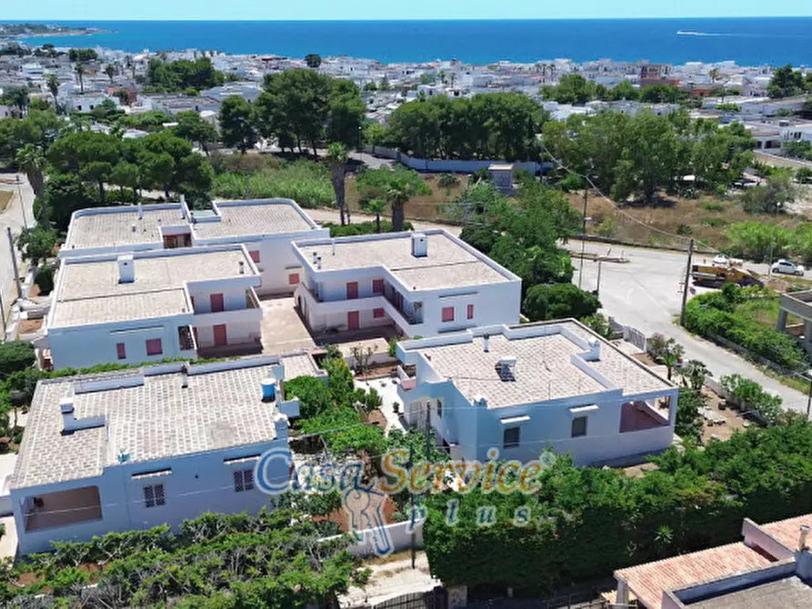 Immagine 104 di Hotel in vendita  in Via Amalfi a Taviano