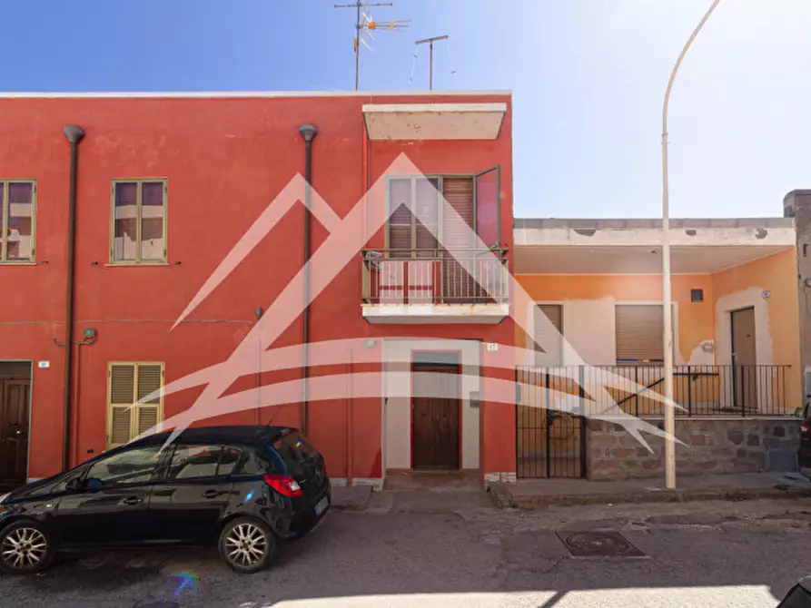 Immagine 1 di Casa indipendente in vendita  in Via Bellini, 17 a Porto Torres