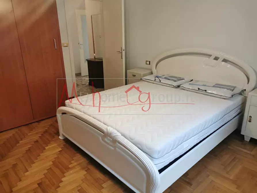 Immagine 4 di Appartamento in affitto  in via Vallisnieri a Padova